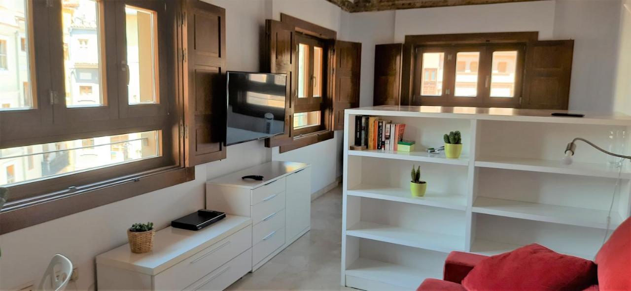 Plaza Redonda Flats Apartment Valencia Exterior photo
